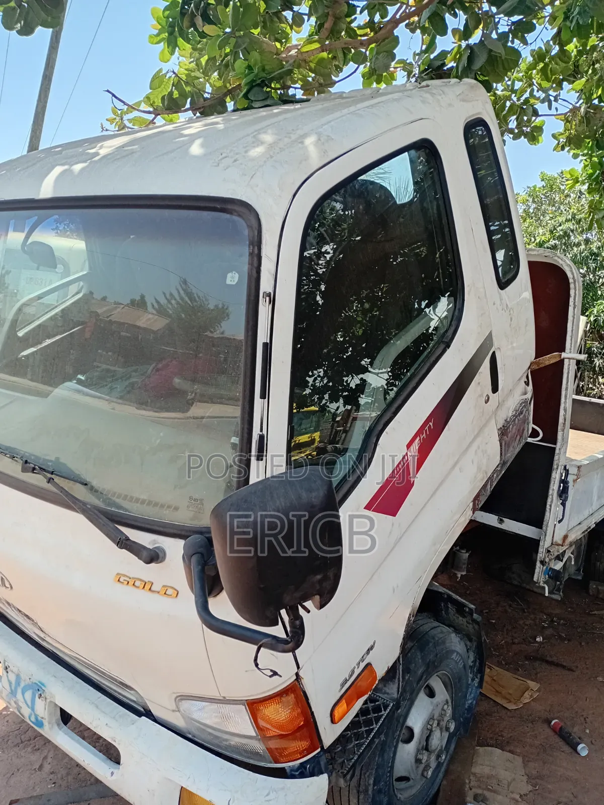 Hyundai Mighty 3.5ton (6 Holes )
