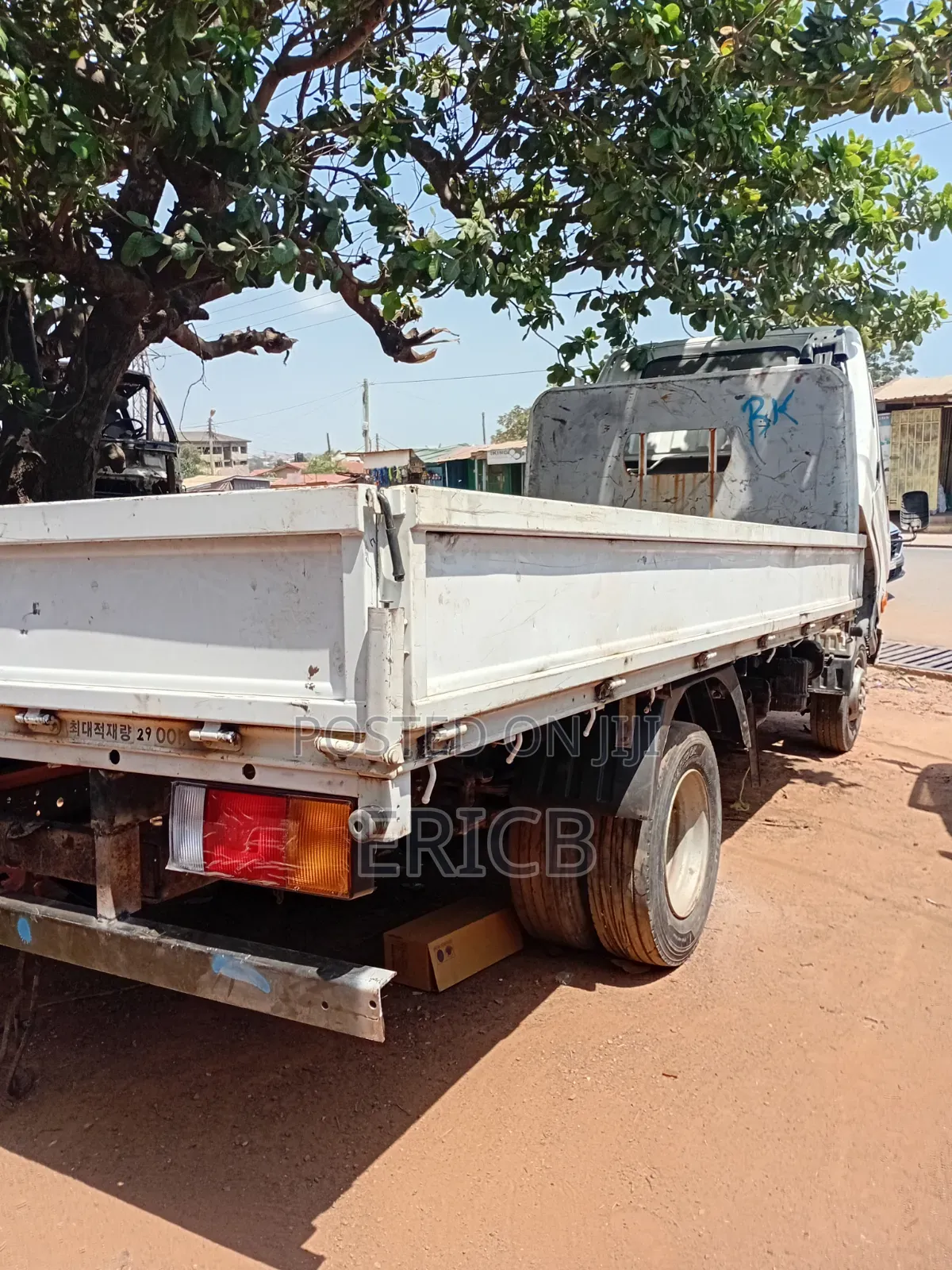 Hyundai Mighty 3.5ton (6 Holes )