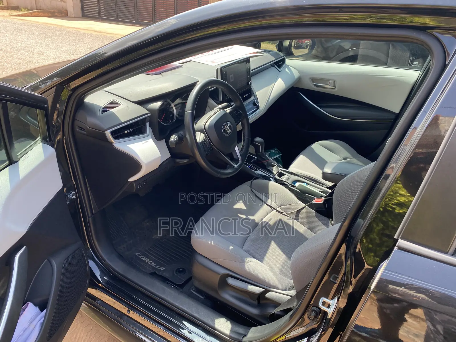 Toyota Corolla L 2020 Black