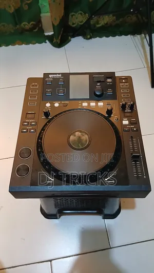 Gemini Cdj700