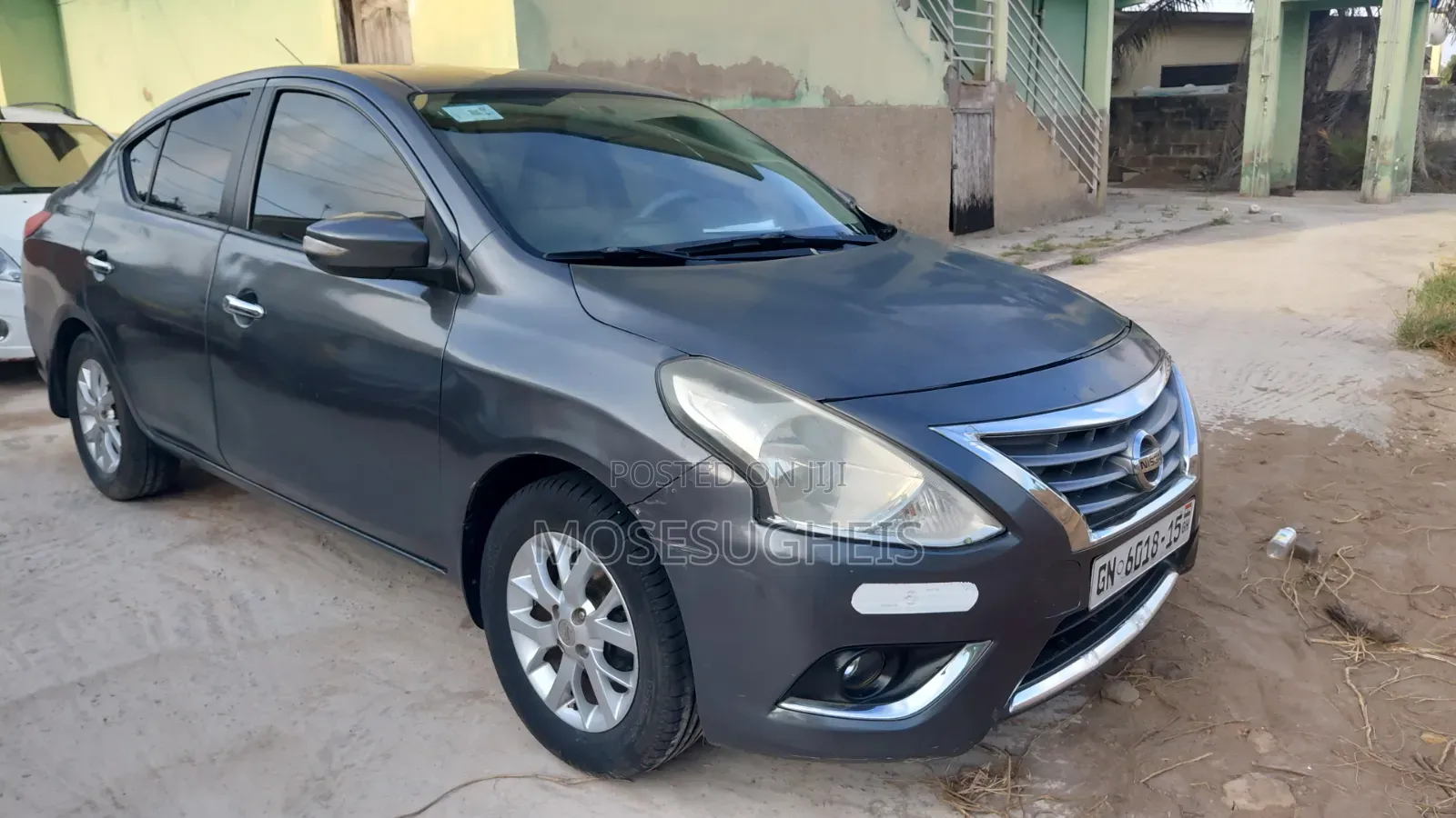 Nissan Almera 2015 Brown