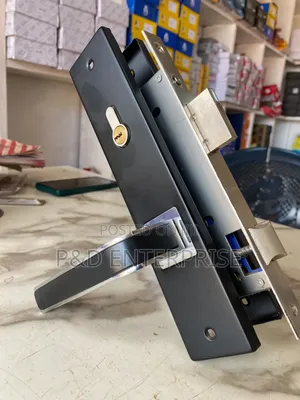 Quality Wooden Door Lock With Black Handles
