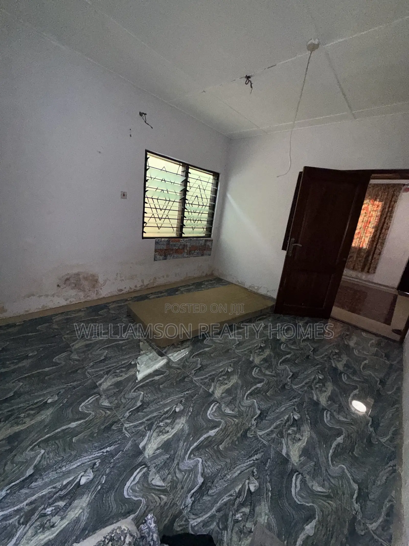 2bdrm House in Community 18 Area, Spintex for rent