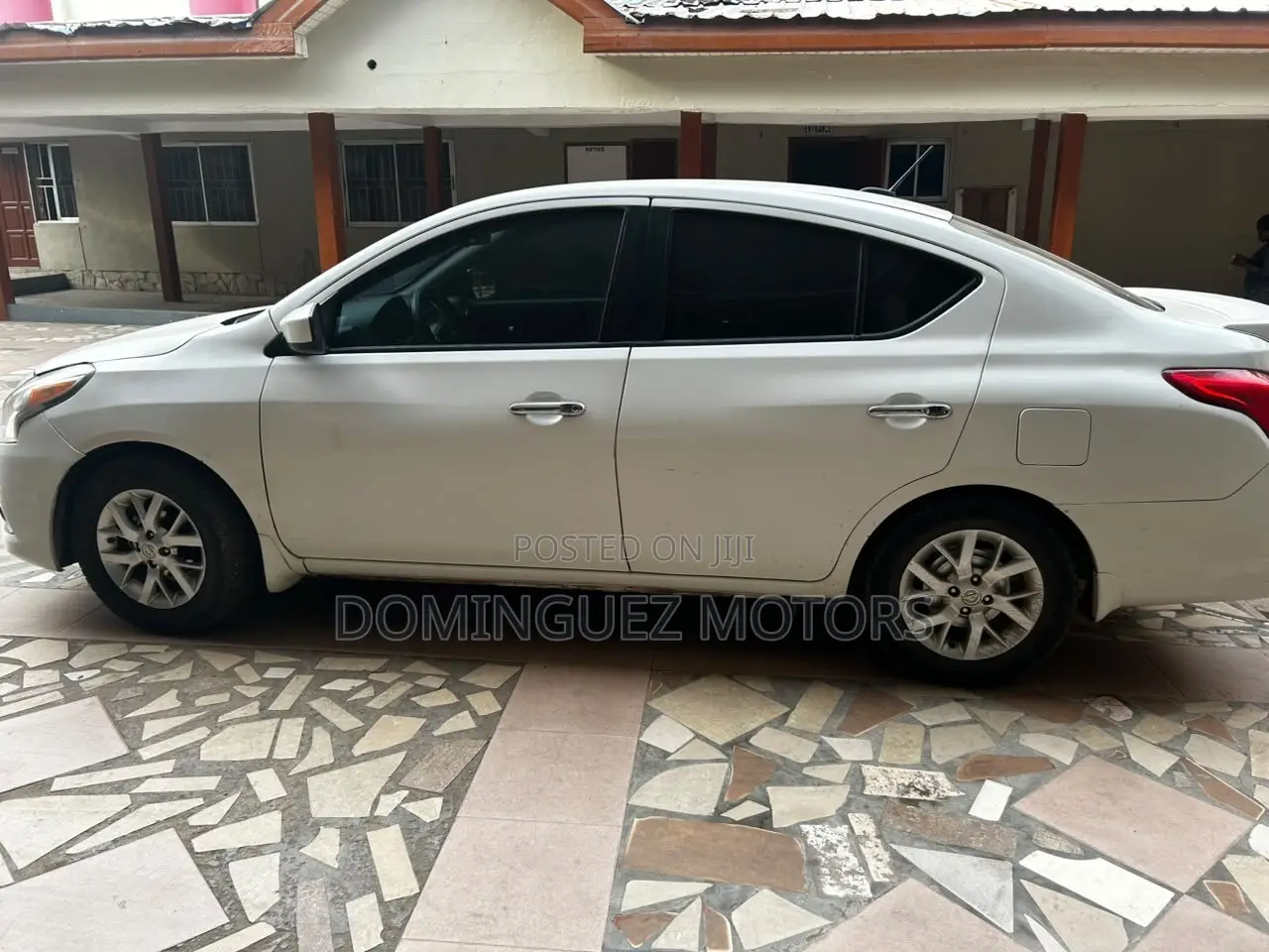 Nissan Versa 2017 White