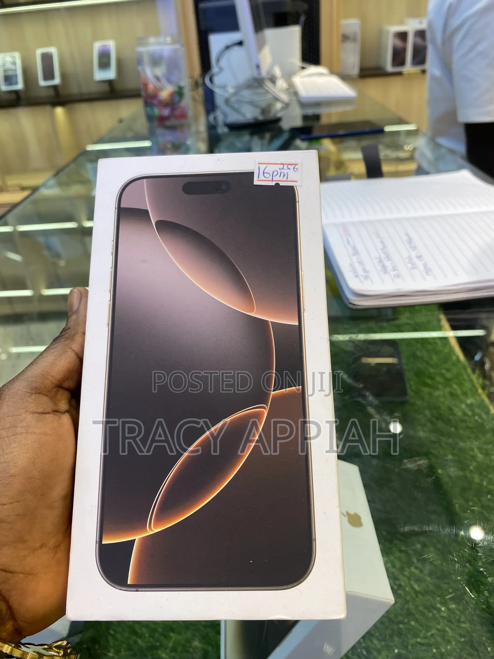New Apple iPhone 16 Pro Max 256 GB Bronze