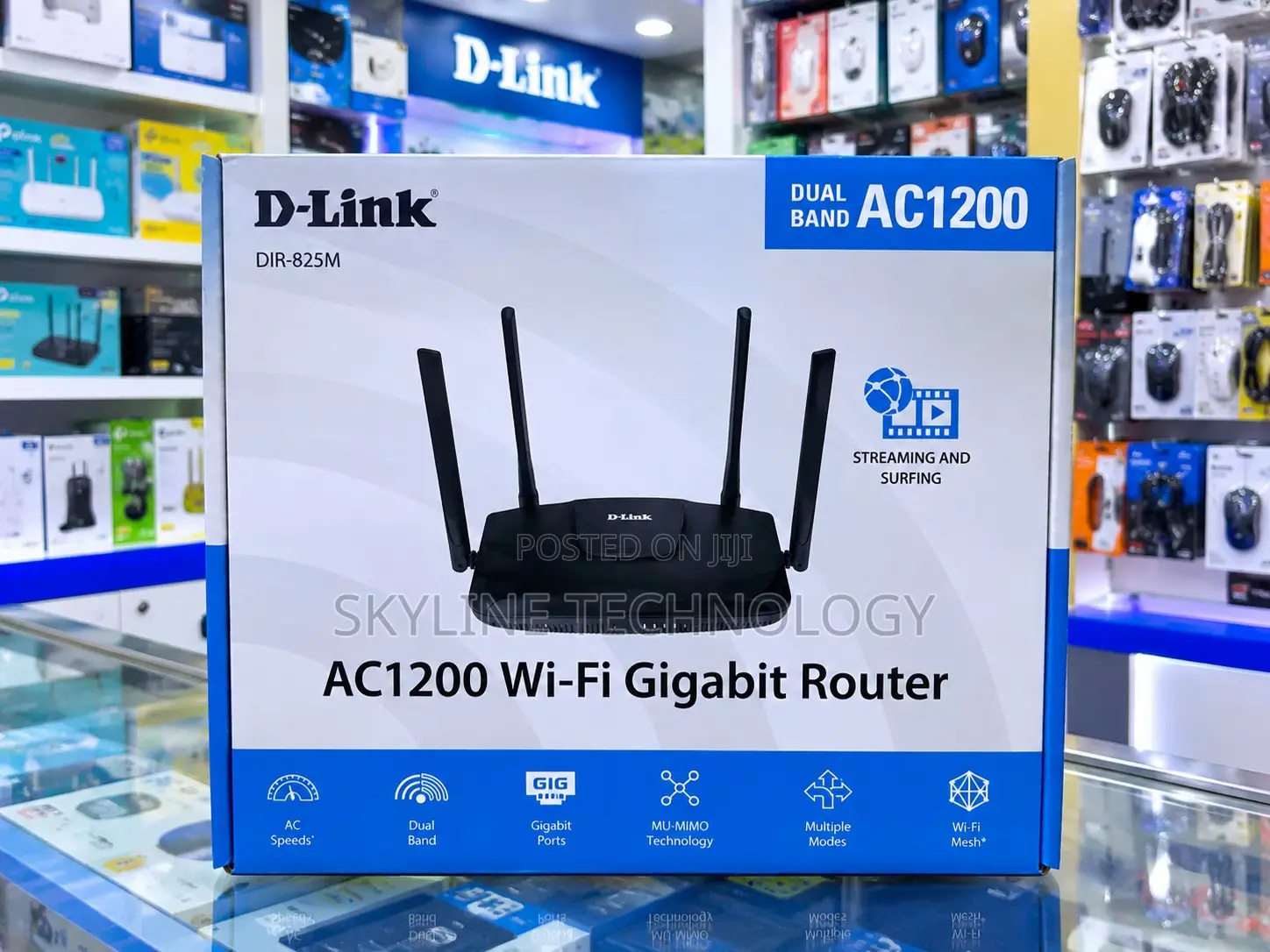 D-Link AC1200 Dual-Band Gigabit Wireless Extender/Repeater