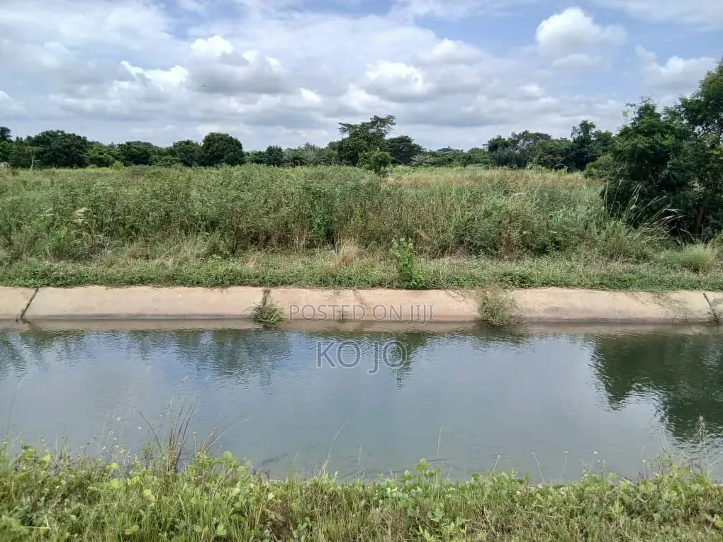 1000 Acres of Arable Land at Asutsuare