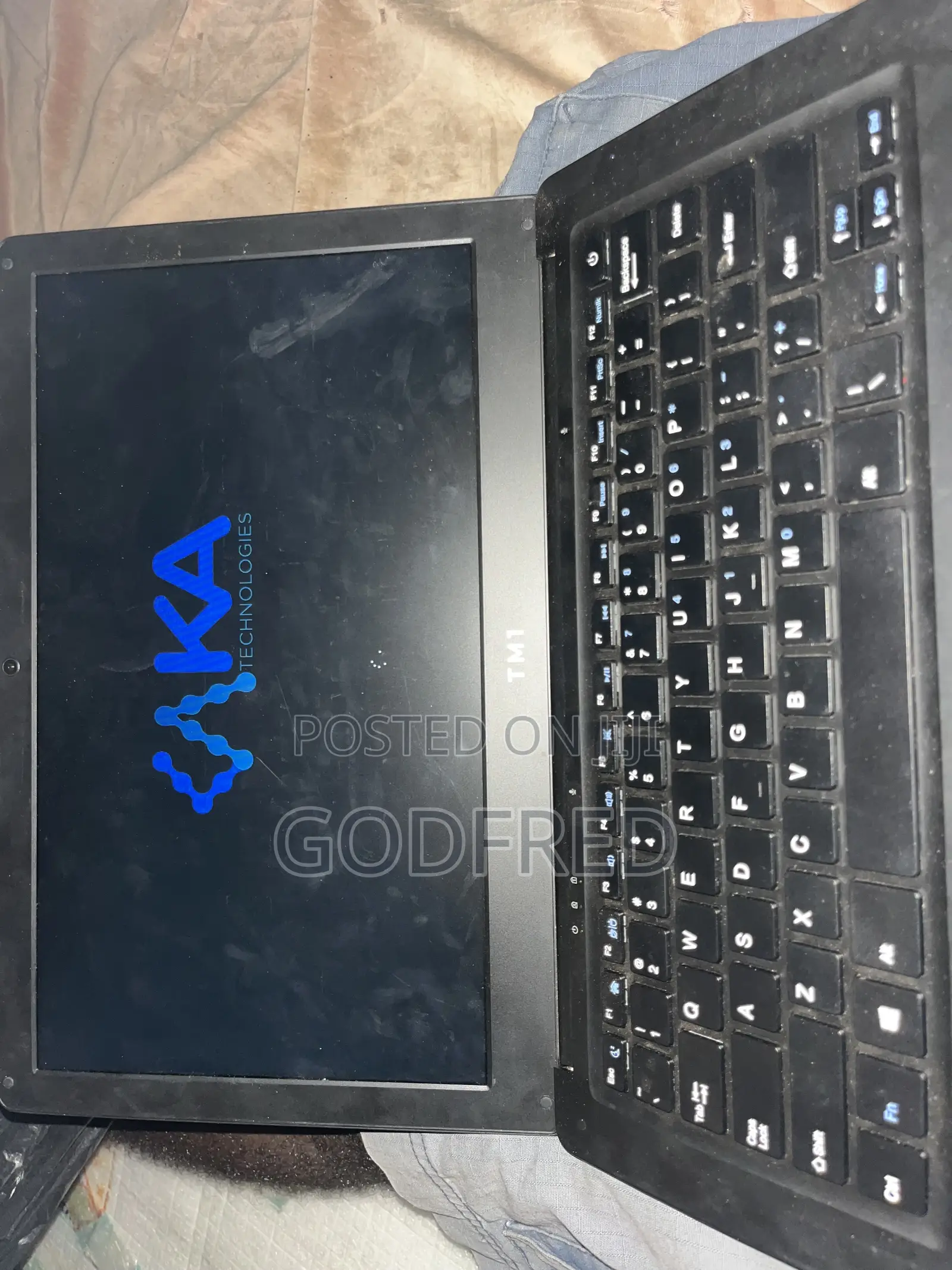 Laptop Dell 4GB Intel Celeron SSD 140GB