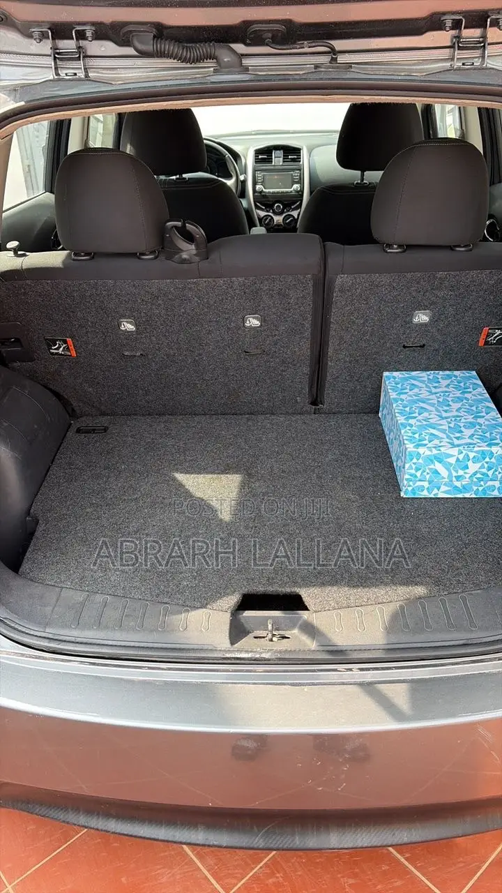 Nissan Versa 1.6 S 2018.5 2018 Gray