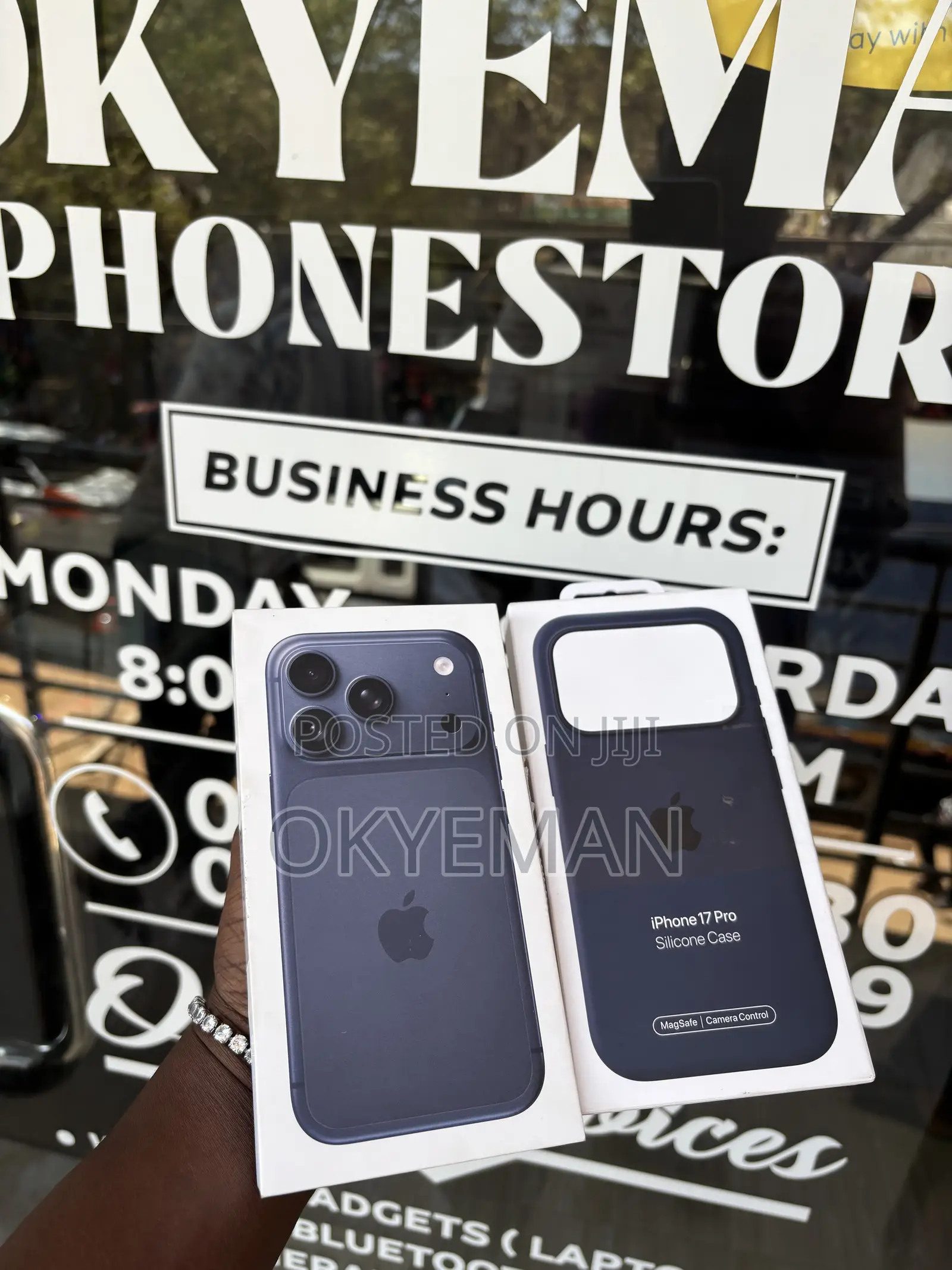 New Apple iPhone 17 Pro 256 GB Blue