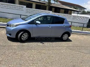 Toyota Vitz 2014 Blue