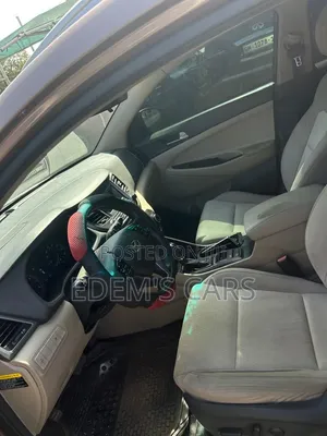 Hyundai Tucson 2017 Brown