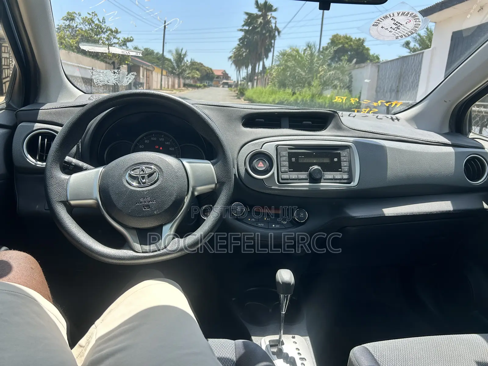 Toyota Vitz 2014 Blue