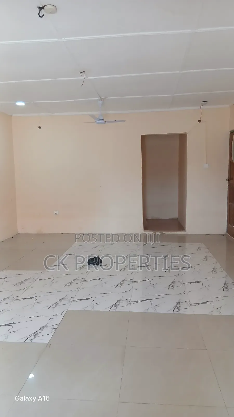 Mini Flat in Parakuo Estate for rent