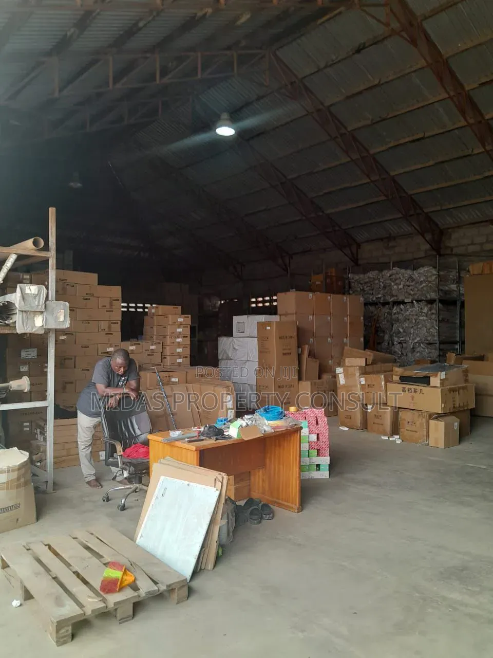 Self Compound Warehouse for Rent at Spintex
