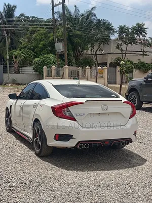 Honda Civic EX-T 2dr Coupe (1.5L 4cyl) 2016 White