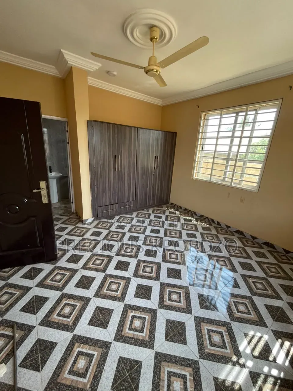 2bdrm Apartment in Ashiyie Adenta for rent