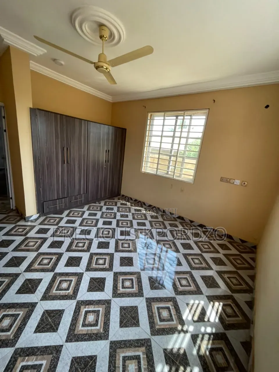 2bdrm Apartment in Ashiyie Adenta for rent