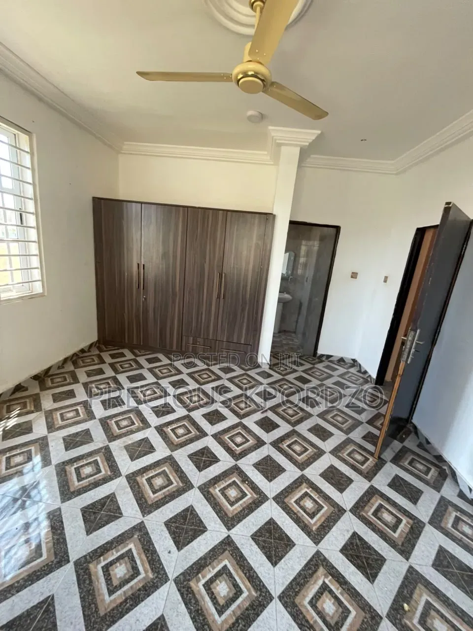 2bdrm Apartment in Ashiyie Adenta for rent