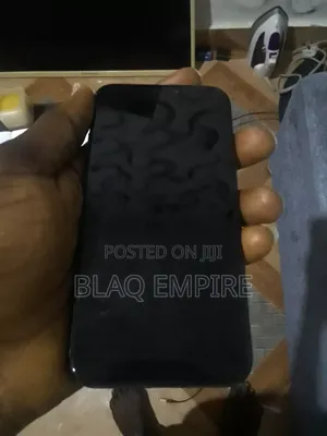 Apple iPhone X 64 GB Black