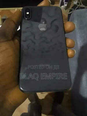Apple iPhone X 64 GB Black