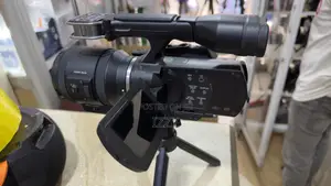 Sony VG30 Camcorder With 18-200mm Lens