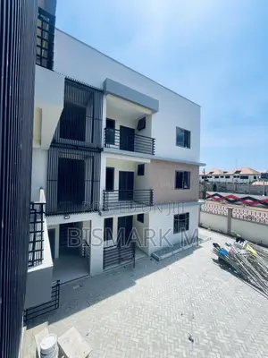 2bdrm Apartment in Botwe School for rent