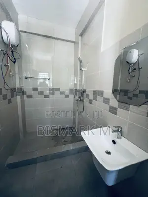 2bdrm Apartment in Botwe School for rent