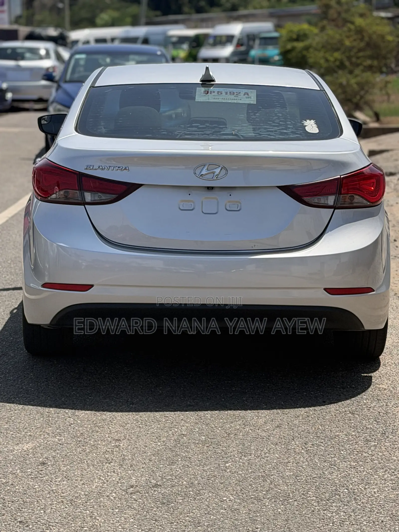 Hyundai Elantra SE Sedan FWD (1.8L 4cyl 6M) 2016 Silver