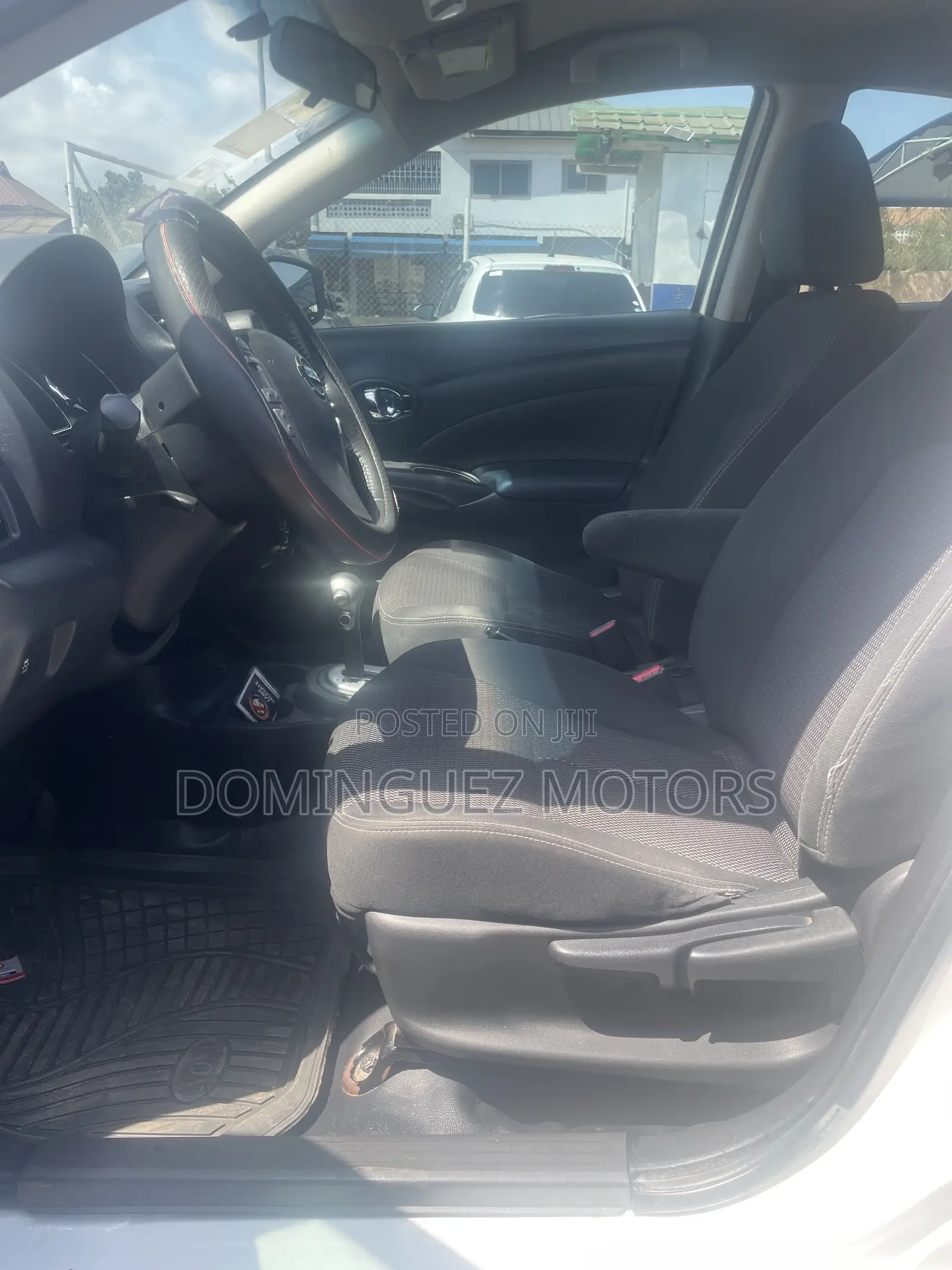 Nissan Versa 2017 White