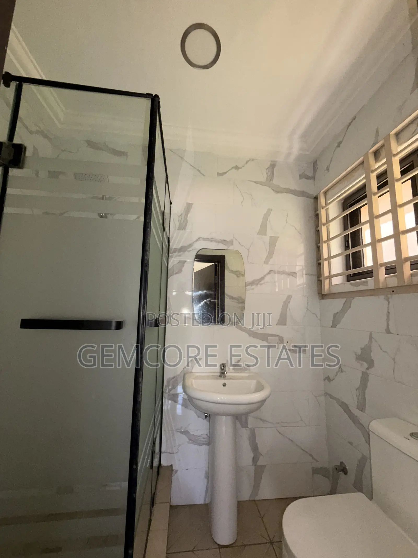 4bdrm House in School Junction, Ashaley Botwe for sale