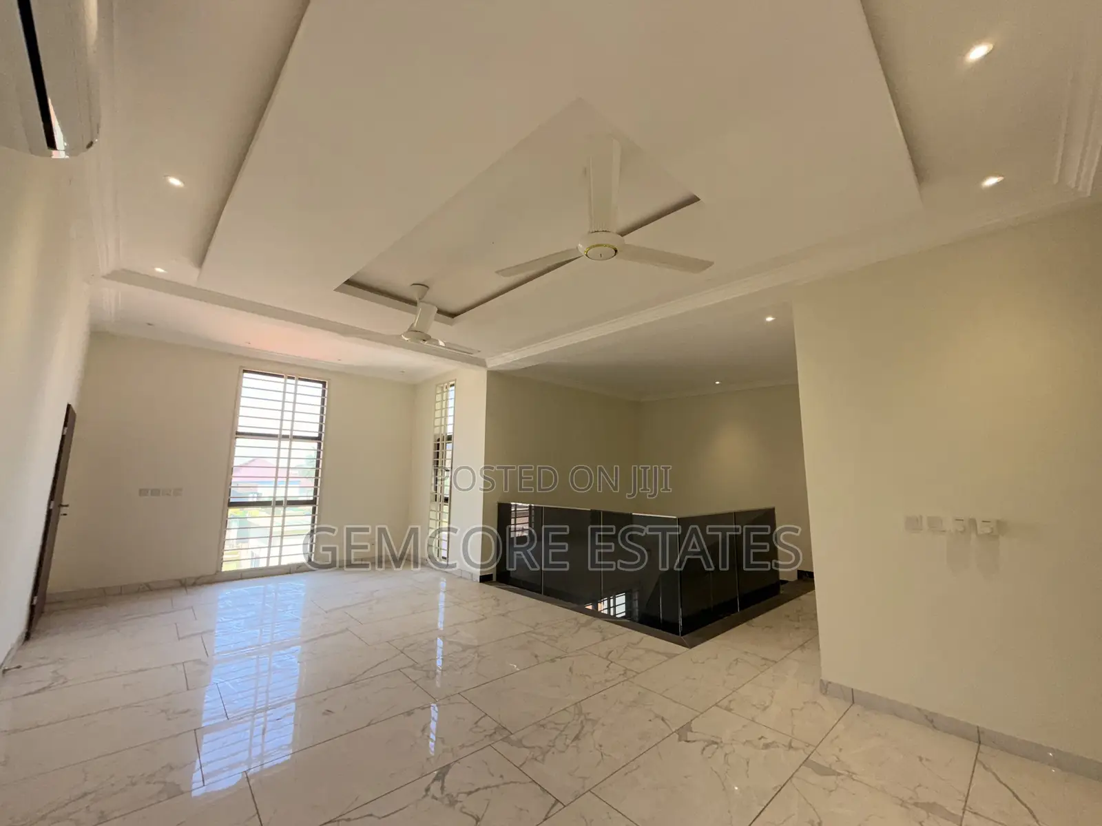 4bdrm House in School Junction, Ashaley Botwe for sale