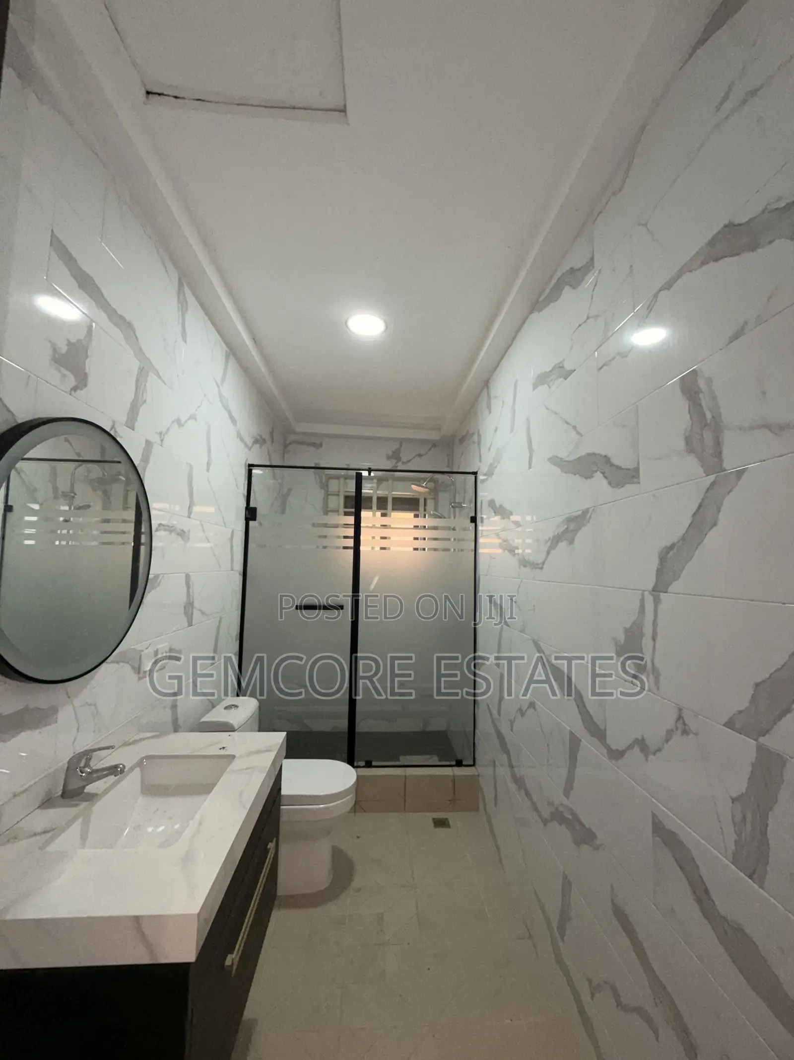 4bdrm House in School Junction, Ashaley Botwe for sale