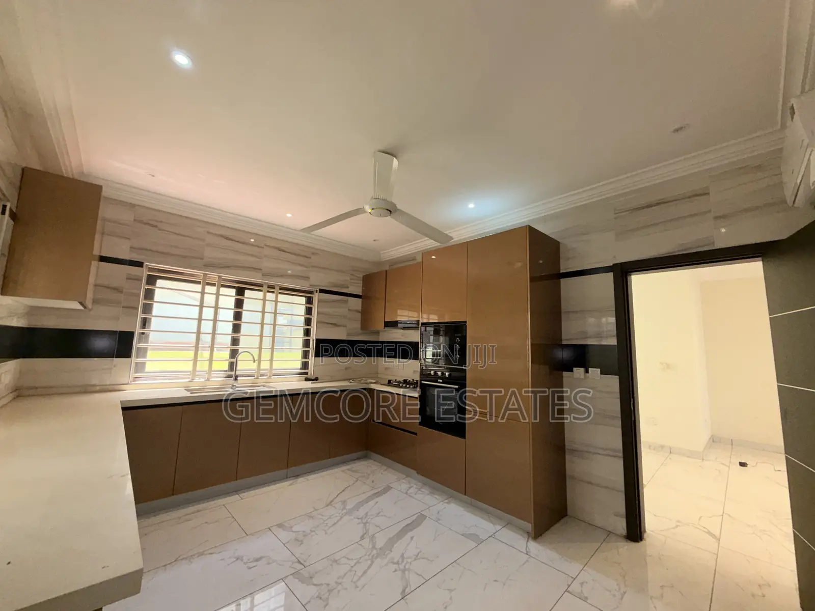 4bdrm House in School Junction, Ashaley Botwe for sale