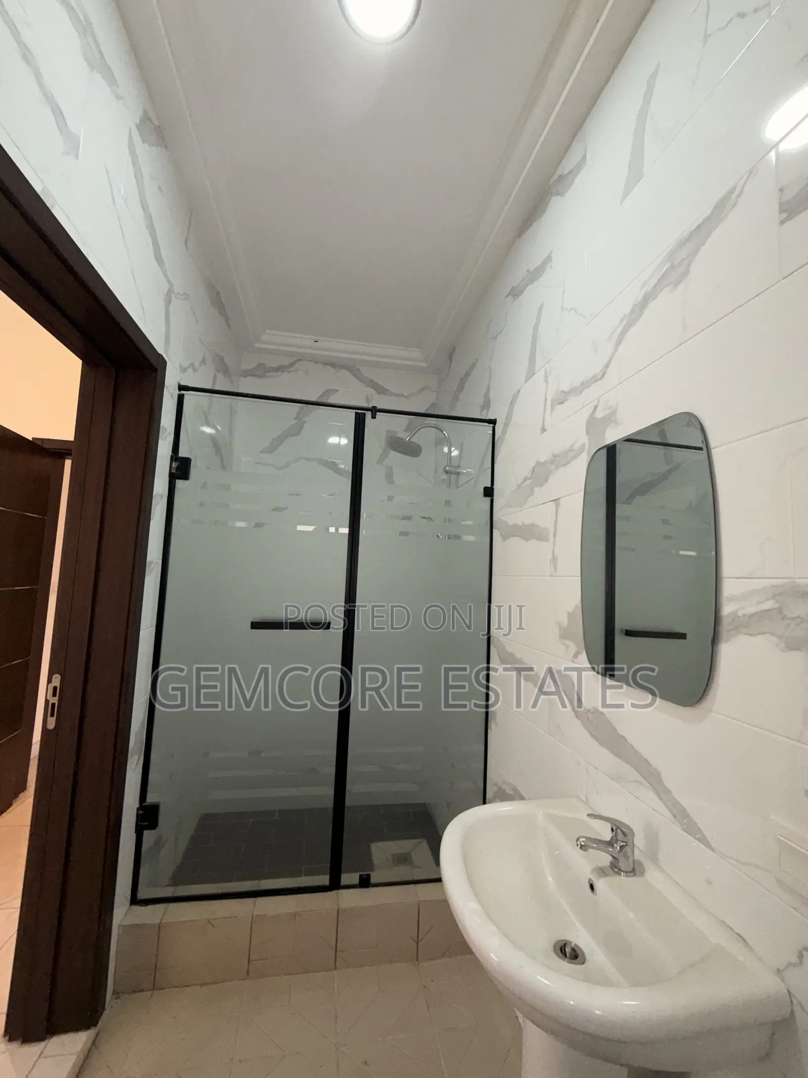 4bdrm House in School Junction, Ashaley Botwe for sale