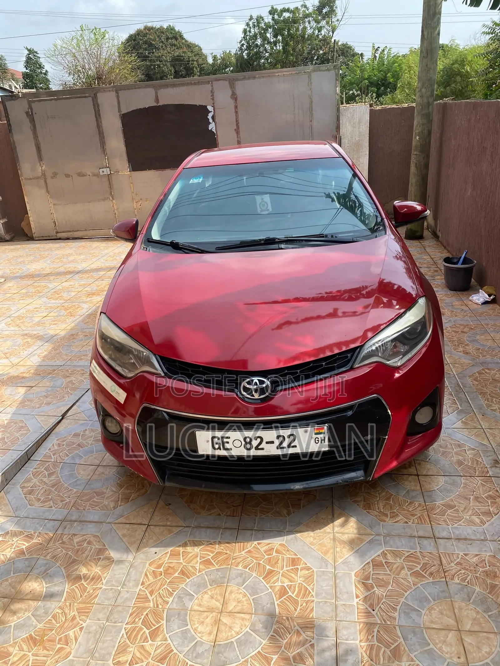 Toyota Corolla S 4dr Sedan (1.8L 4cyl CVT) 2016 Red