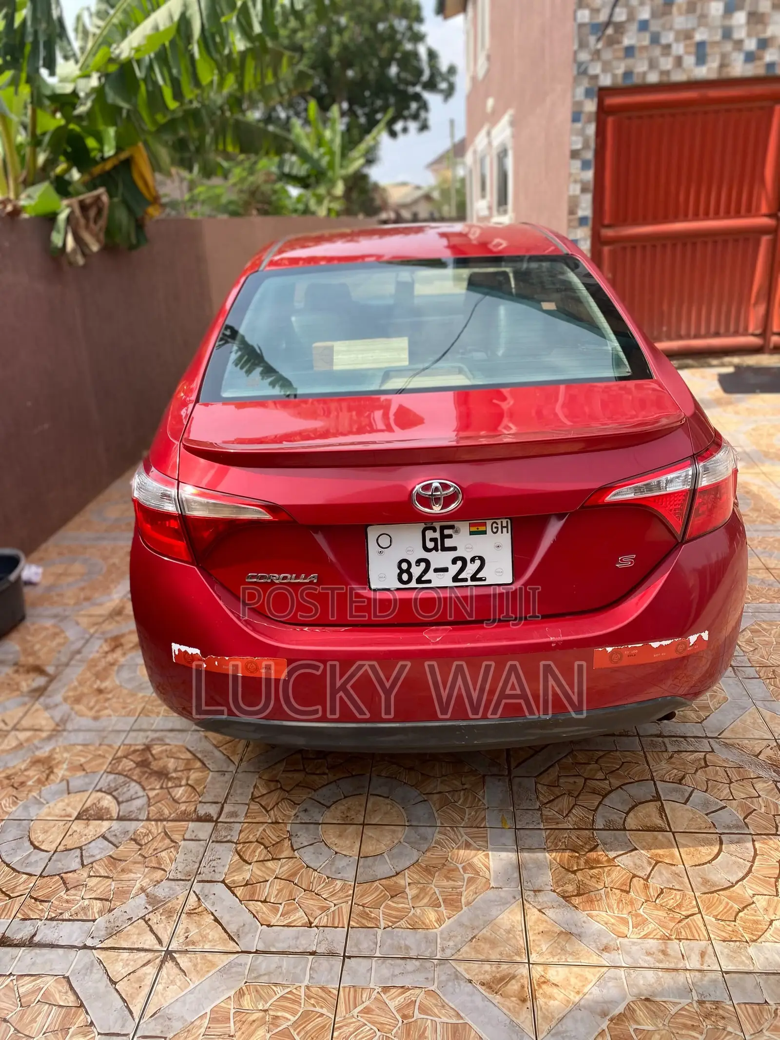 Toyota Corolla S 4dr Sedan (1.8L 4cyl CVT) 2016 Red