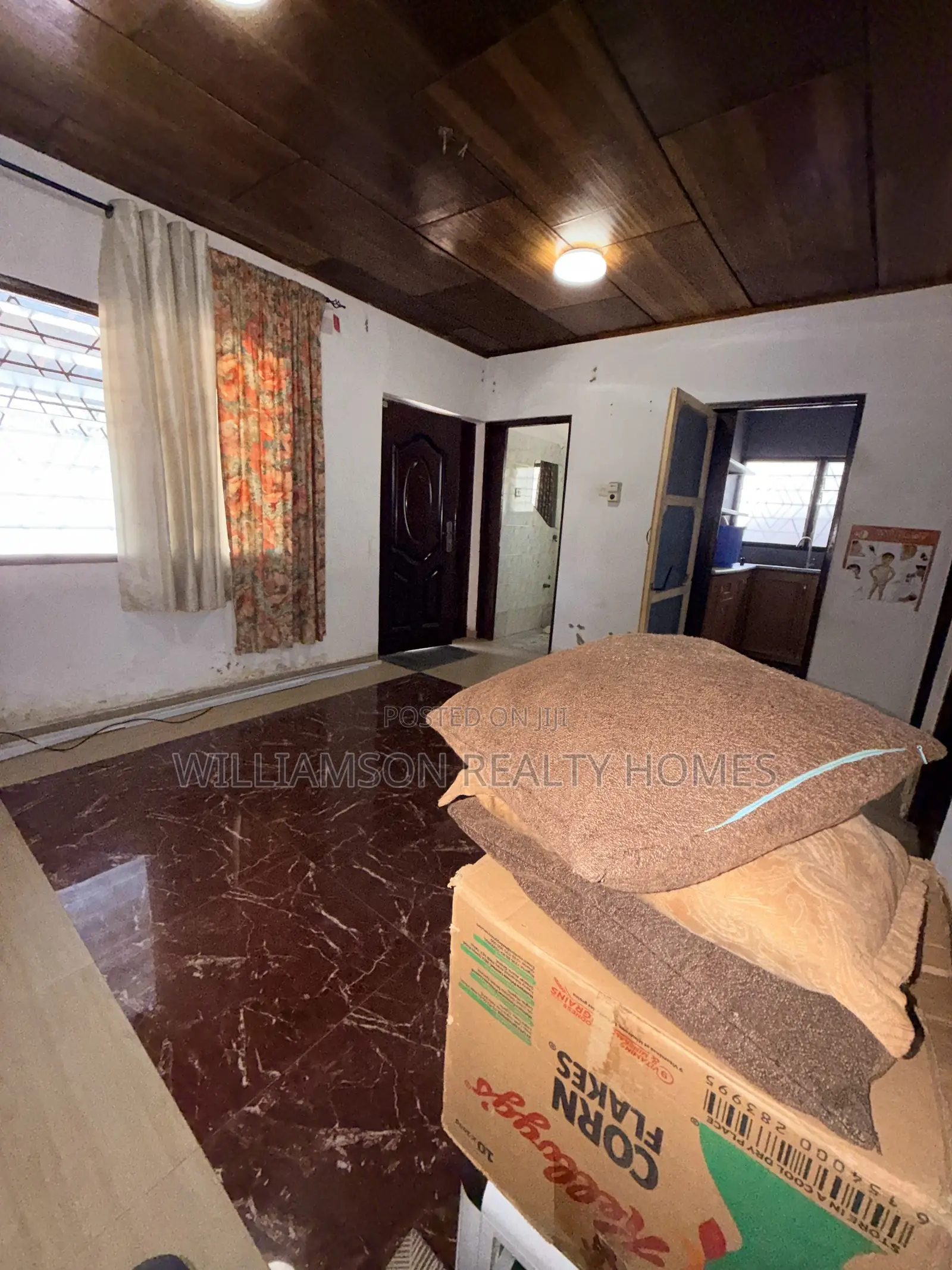 2bdrm House in Community 18 Area, Spintex for rent