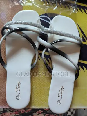 Affordable Ladies Slippers