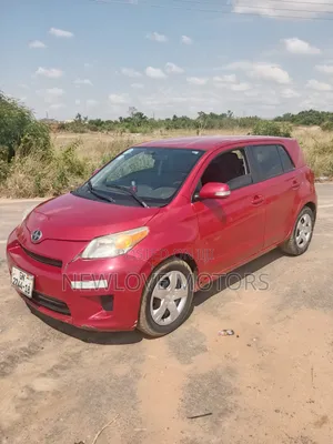 Scion xD Base 2013 Red