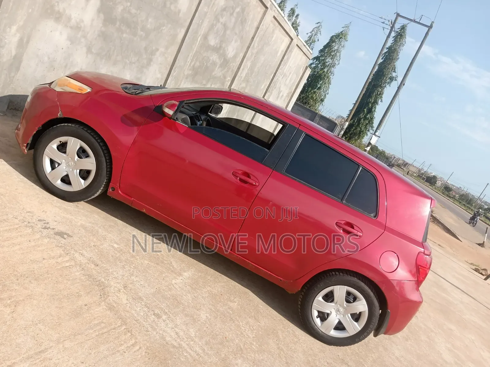 Scion xD Base 2013 Red