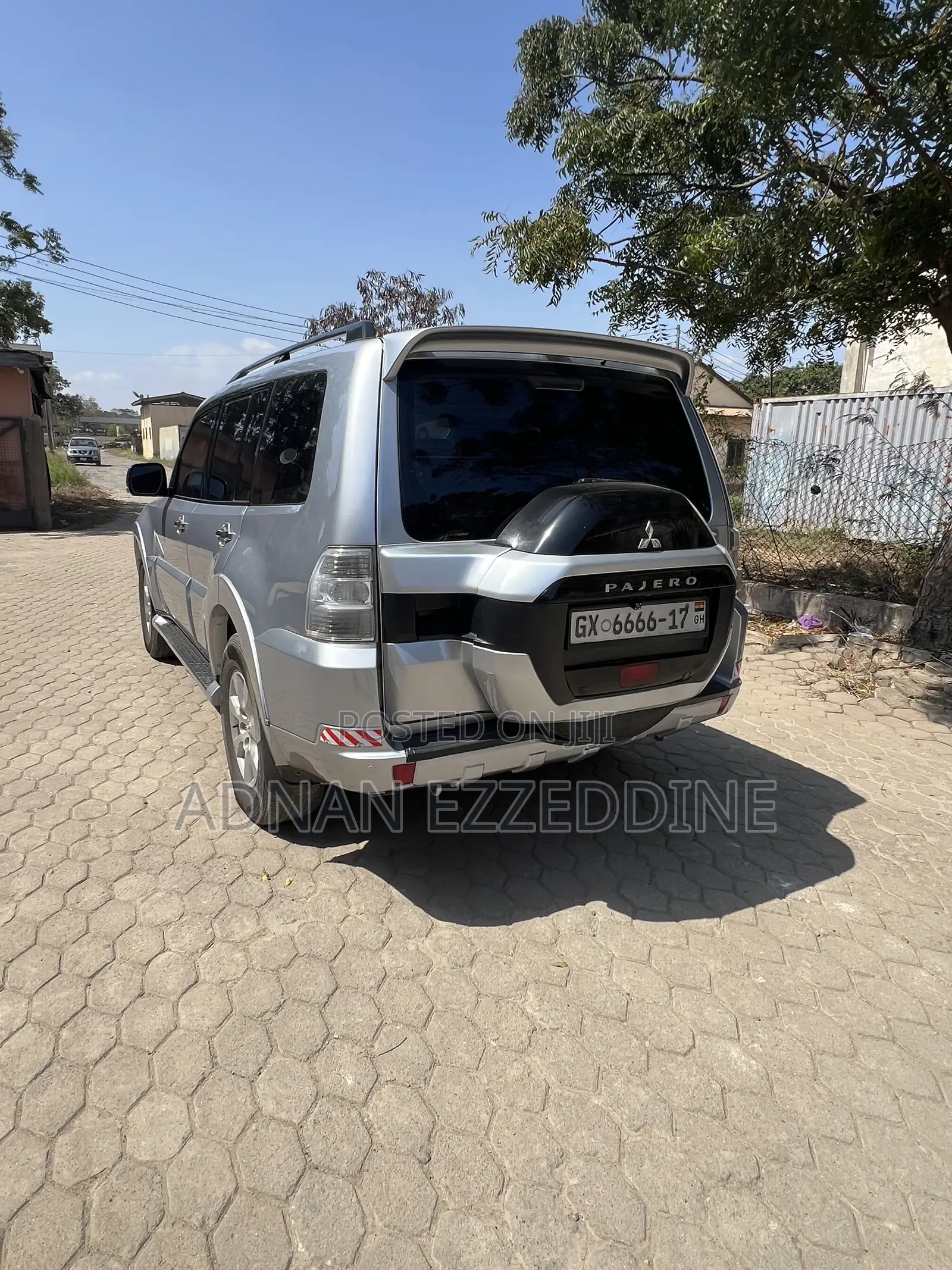 Mitsubishi Pajero 2017 Silver