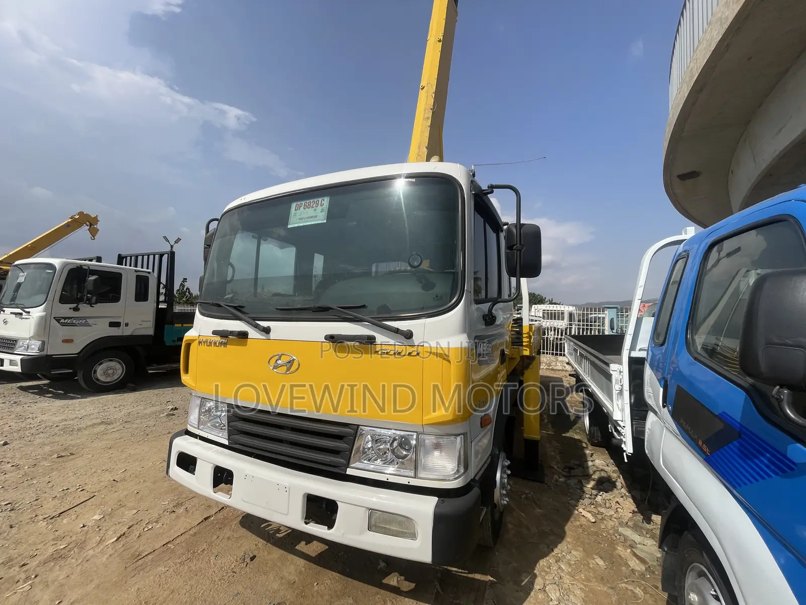 Hyundai Mega Crane Truck for Sale