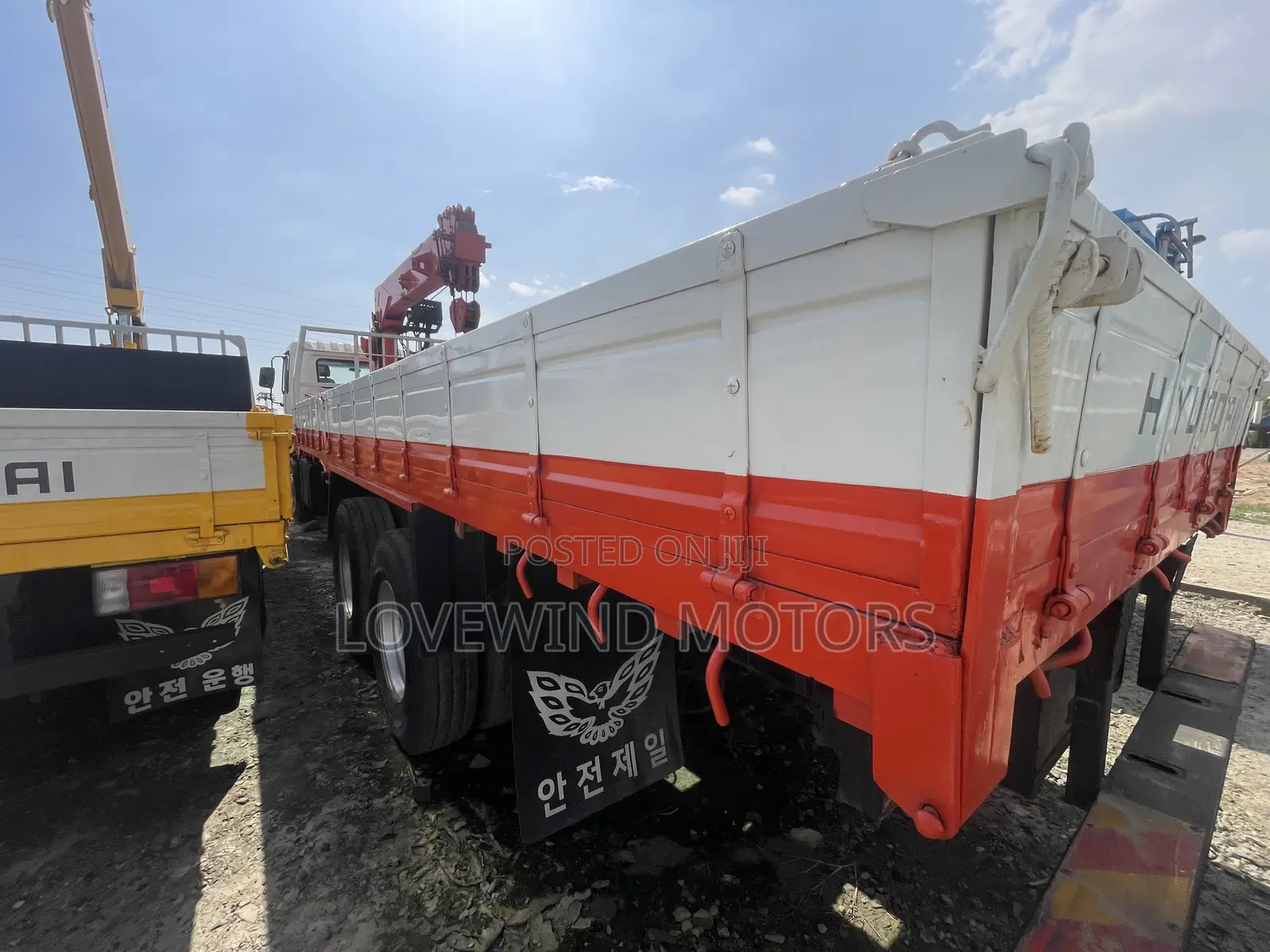 Hyundai Mega Crane Truck for Sale