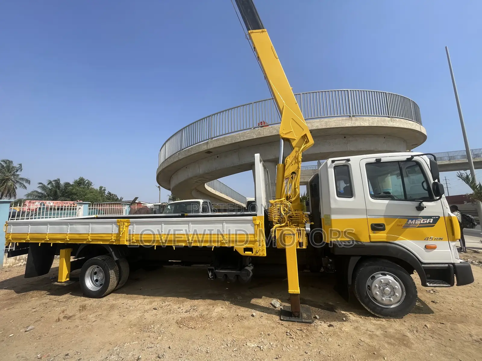Hyundai Mega Crane Truck for Sale