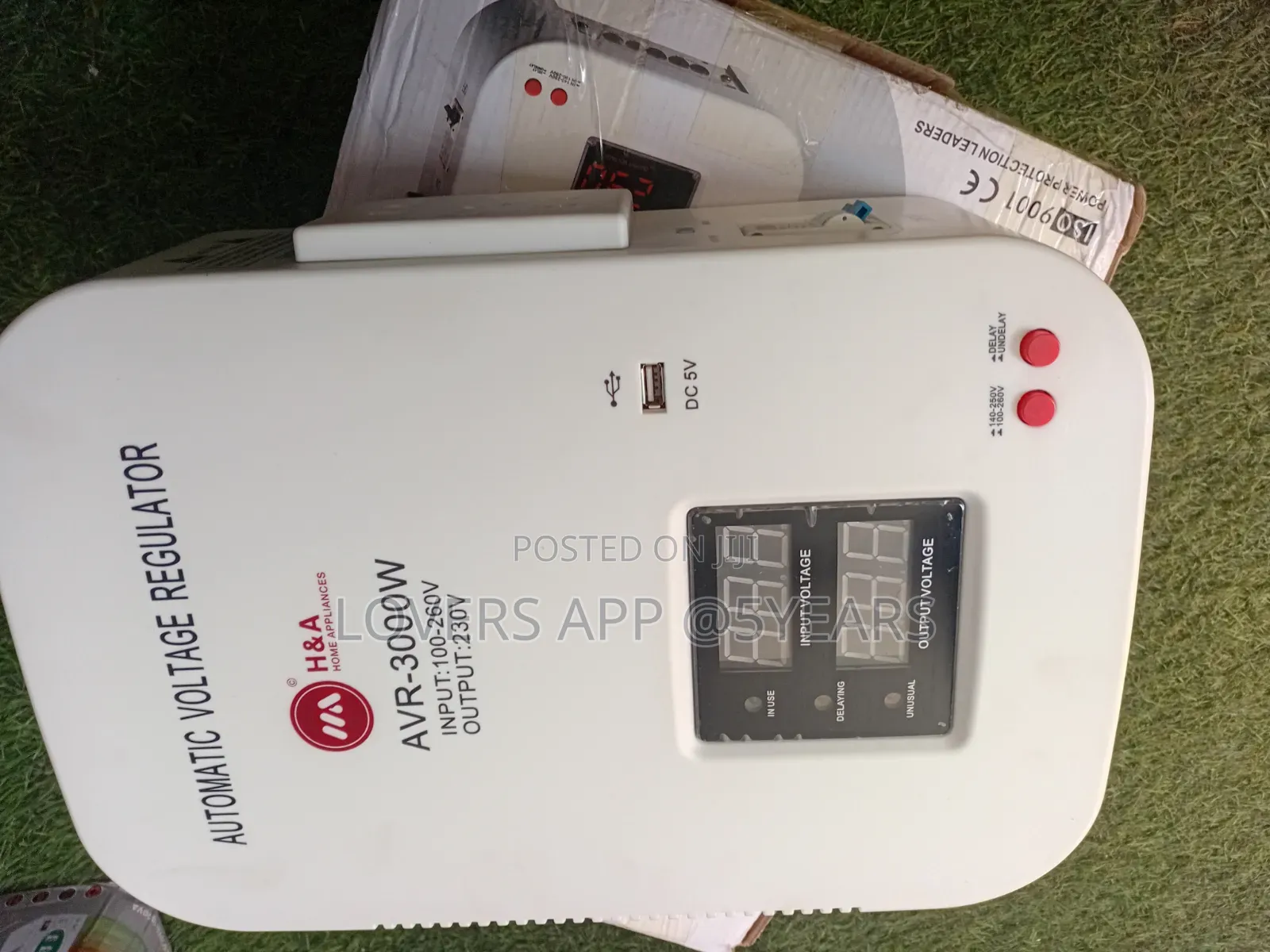 Quality 3000W Power Voltage Stabilizer for Home Use