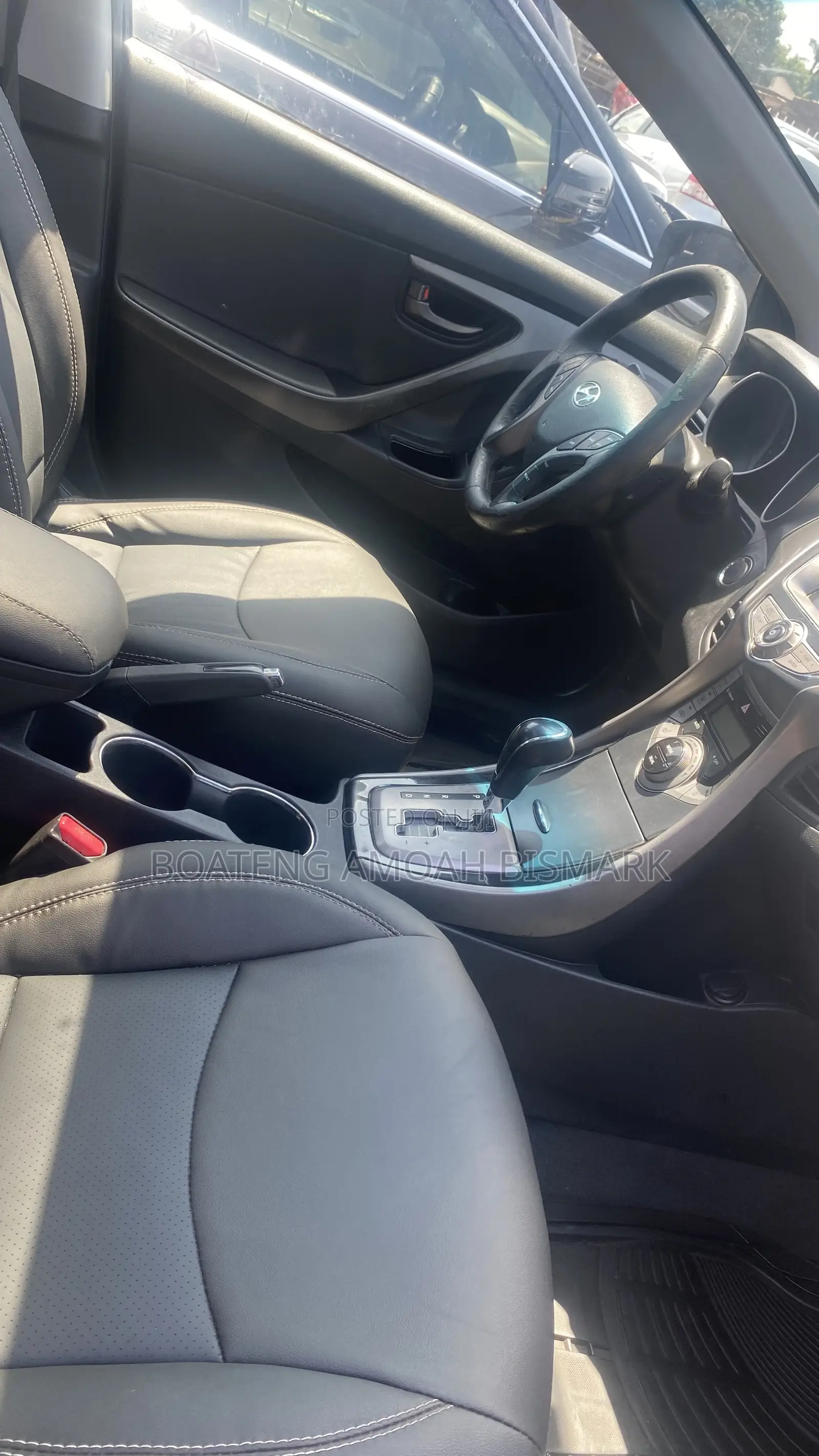 Hyundai Elantra Limited Sedan FWD (1.8L 4cyl 6A) 2013 Black