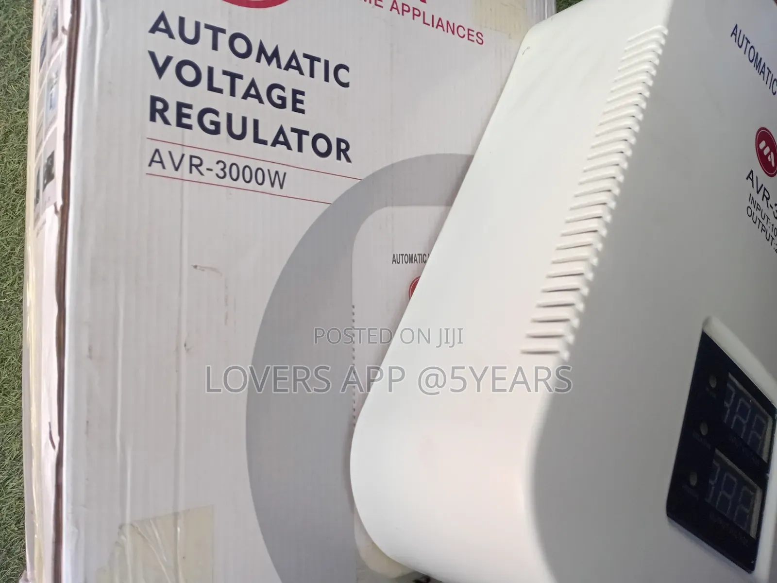 3000W Voltage Protector and Stabilizer Convenient Voltage Regulator