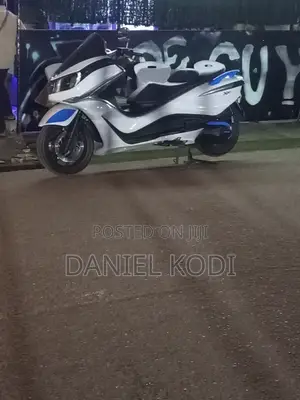 Piaggio Scooter 2014 White