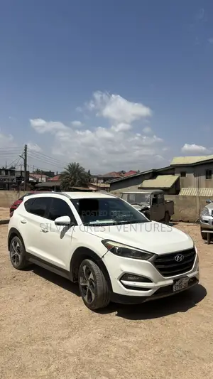 Hyundai Tucson Sport FWD 2018 White